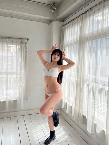 Yoshino Chitose Leaked Nude OnlyFans (Photo 4)