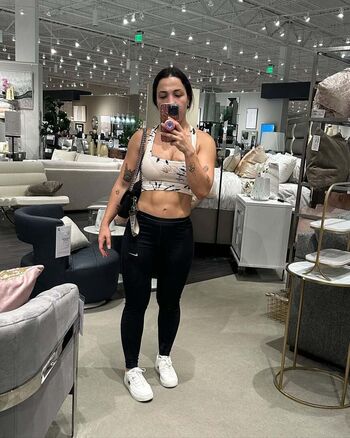 Yosi Fernandes Leaked Nude OnlyFans (Photo 30)