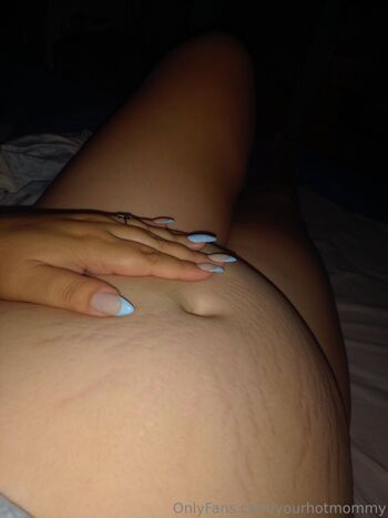 yourhotmommy