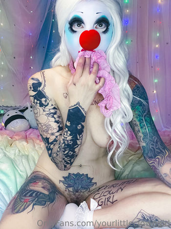 yourlittleclowngirl
