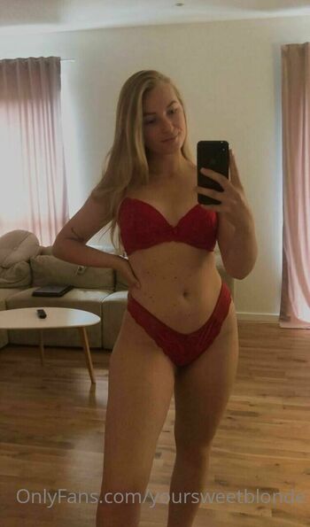 youronlyblondieprincess Leaked Nude OnlyFans (Photo 26)