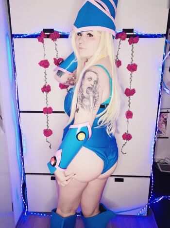Yuki Cosplay
