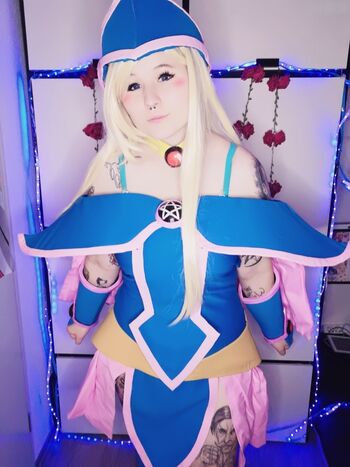 Yuki Cosplay