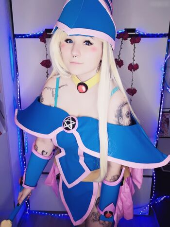 Yuki Cosplay