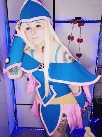 Yuki Cosplay
