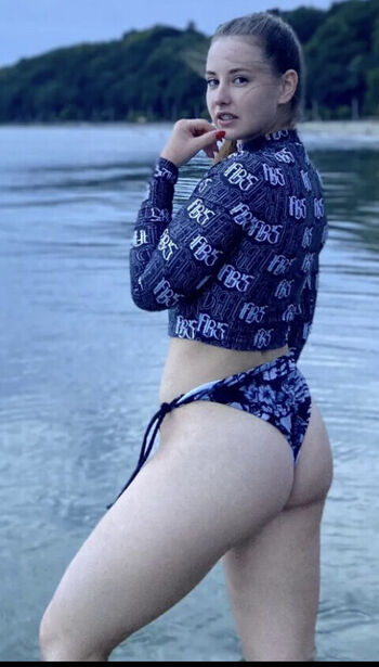 Yulka Tochka Leaked Nude OnlyFans (Photo 12)