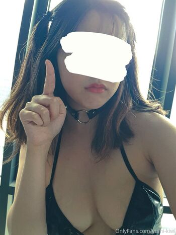 yumi-kiwi Leaked Nude OnlyFans (Photo 40)