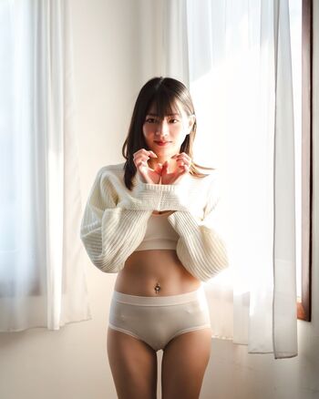 Yun Jing Leaked Nude OnlyFans (Photo 1)