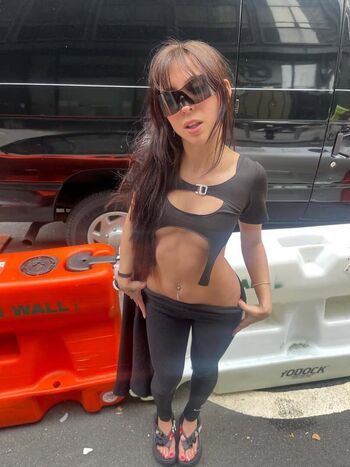 yungch3mist Leaked Nude OnlyFans (Photo 5)