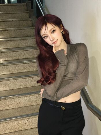 YUQI Leaked Nude OnlyFans (Photo 9)