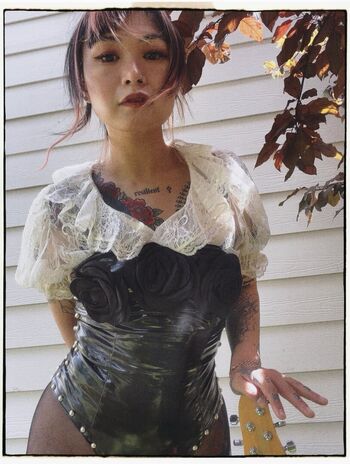 Yvette Young Leaked Nude OnlyFans (Photo 38)