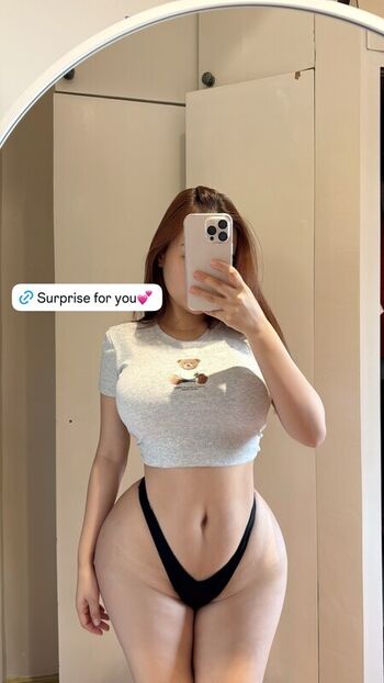 Yvonne Jane Lmio Leaked Nude OnlyFans (Photo 1)