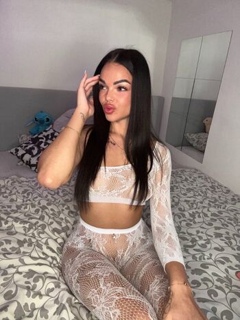 Zar_ina12 Leaked Nude OnlyFans (Photo 5)