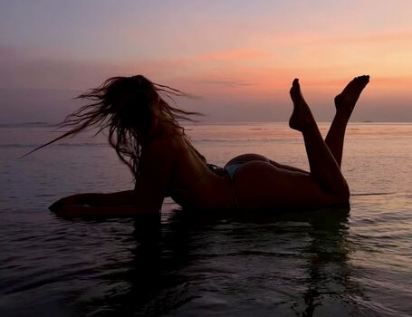 Zara Larsson Leaked Nude OnlyFans (Photo 698)