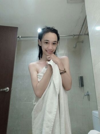 zeanichlo Leaked Nude OnlyFans (Photo 19)