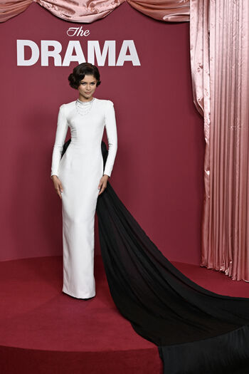 Zendaya Leaked Nude OnlyFans (Photo 2243)