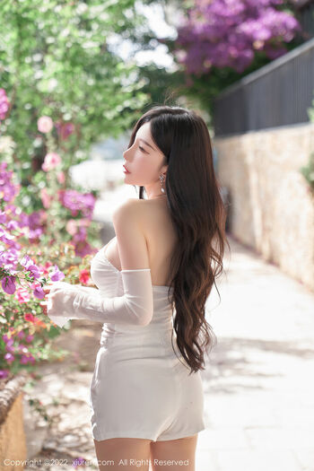Zhou Yuxi