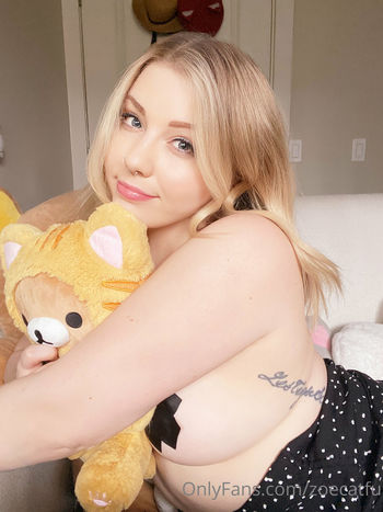 Zoe Catfu Leaked Nude OnlyFans (Photo 12)