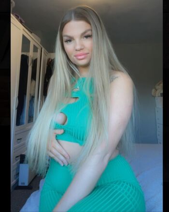 Zoe_ellerington Leaked Nude OnlyFans (Photo 3)