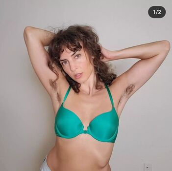 Zoe Farmingdale