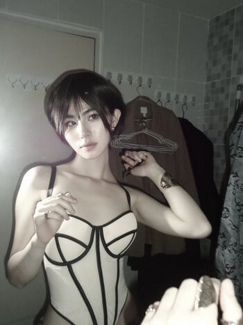 Zoe Levana Leaked Nude OnlyFans (Photo 20)