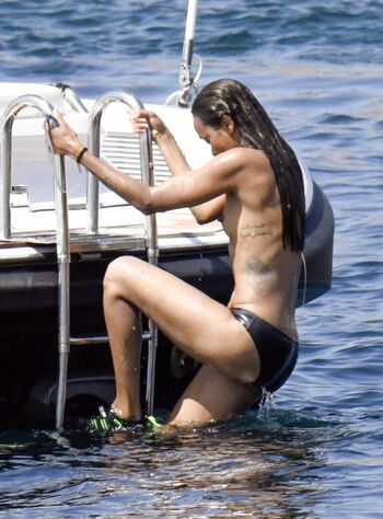 Zoe Saldana