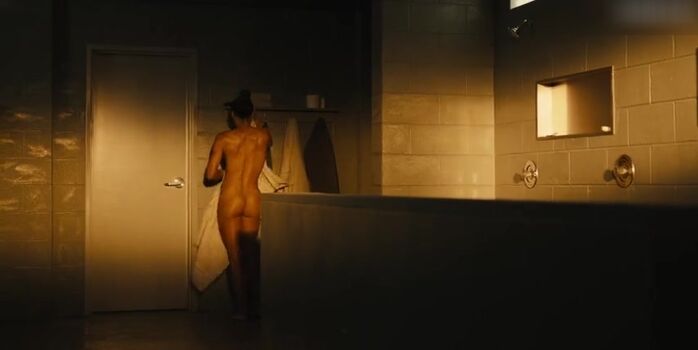 Zoe Saldana