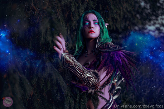 Zoe Volf Cosplay