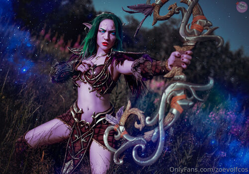 Zoe Volf Cosplay