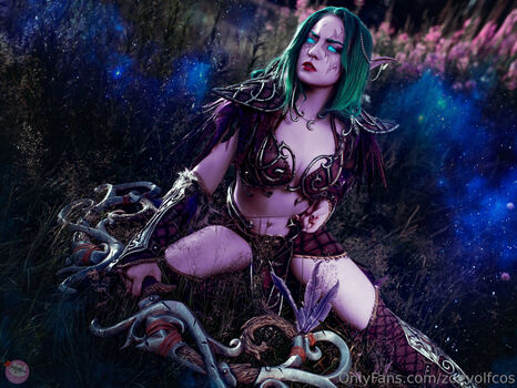 Zoe Volf Cosplay