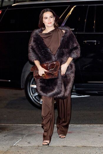 Zoey Deutch