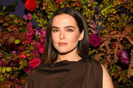 Zoey Deutch