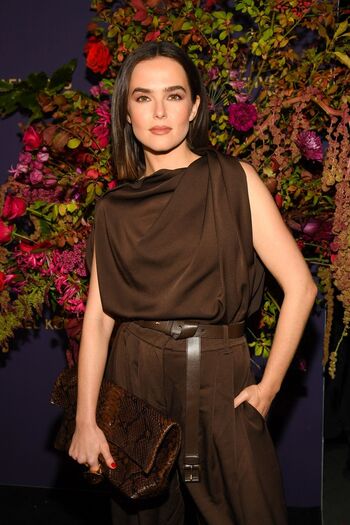 Zoey Deutch