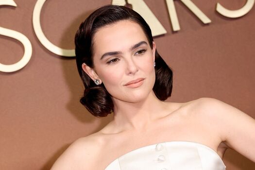 Zoey Deutch Leaked Nude OnlyFans (Photo 302)