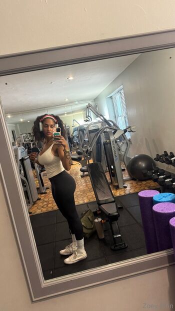 zoeyxsinn Leaked Nude OnlyFans (Photo 2)