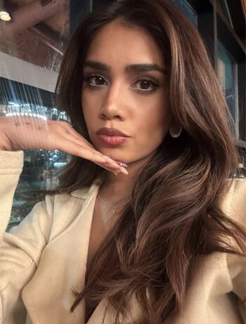 Zoyaurkhan