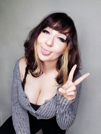 Zuzu Cosplay