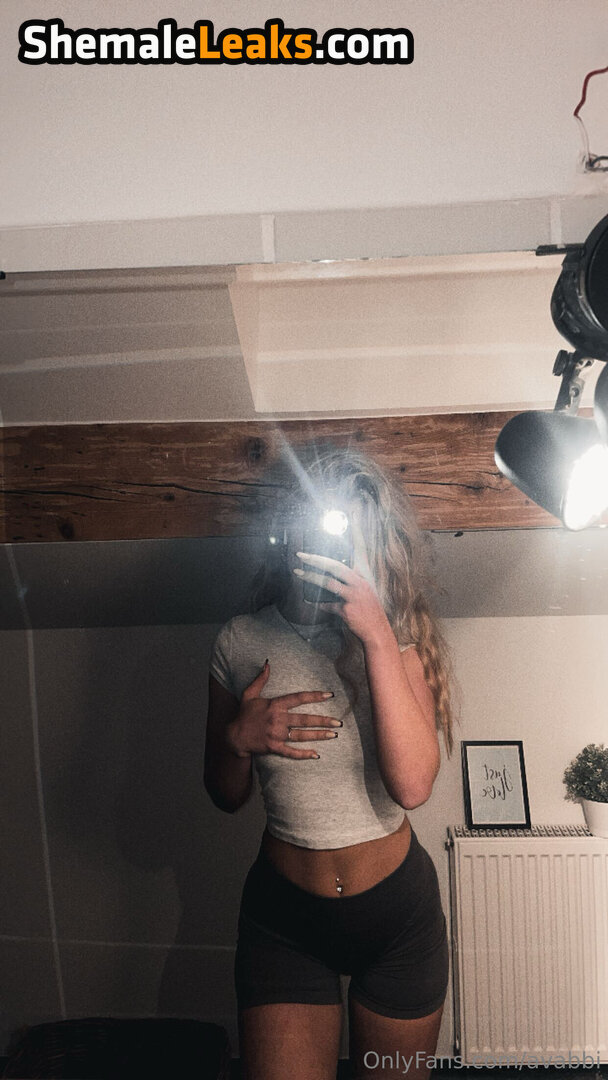 avabamby / avabbi / zzarabby Nude OnlyFans (Photo 16)